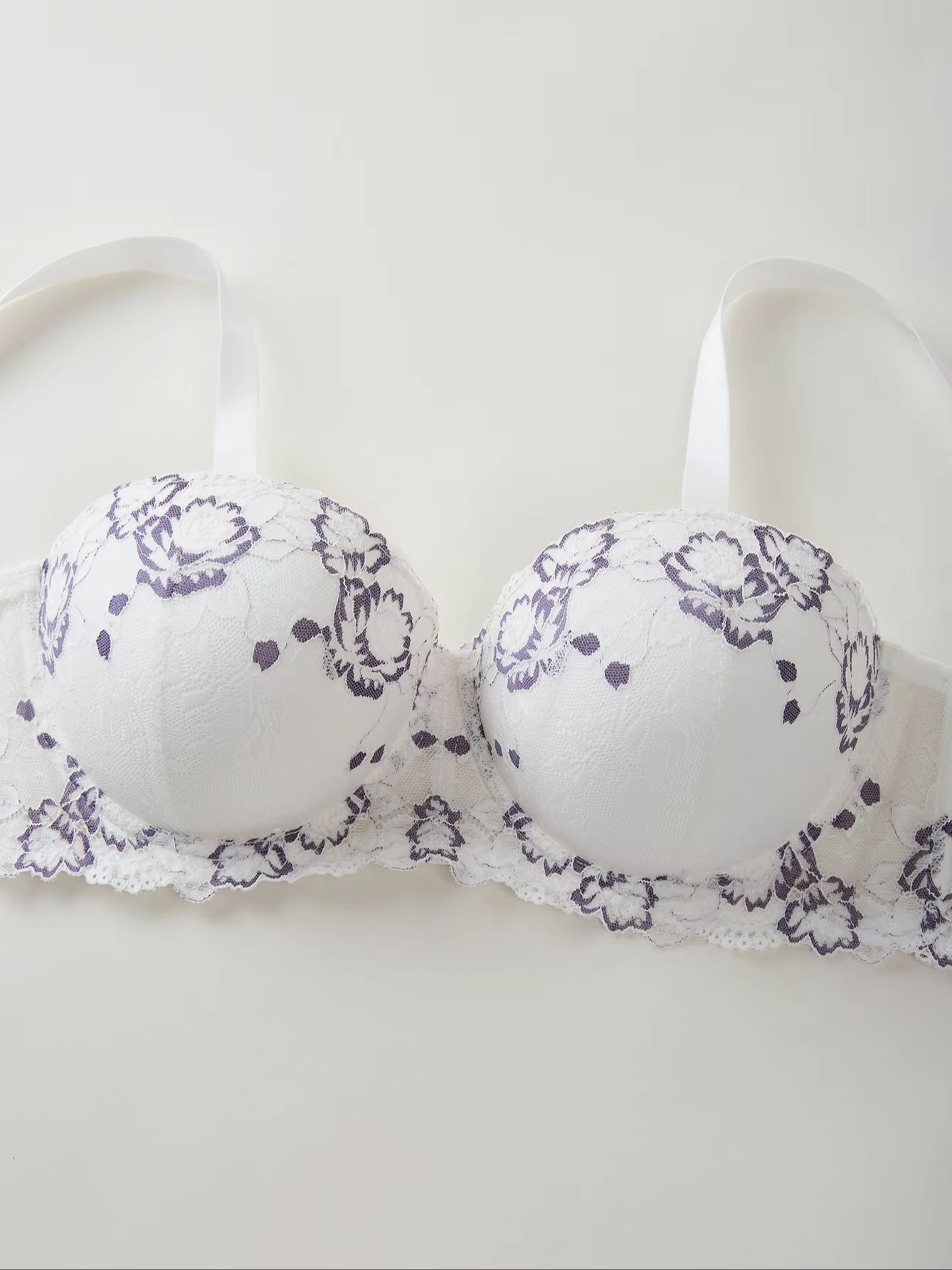 Plus Size Lace & Embroidery Wo - Underwire Bra Padded avis et prix